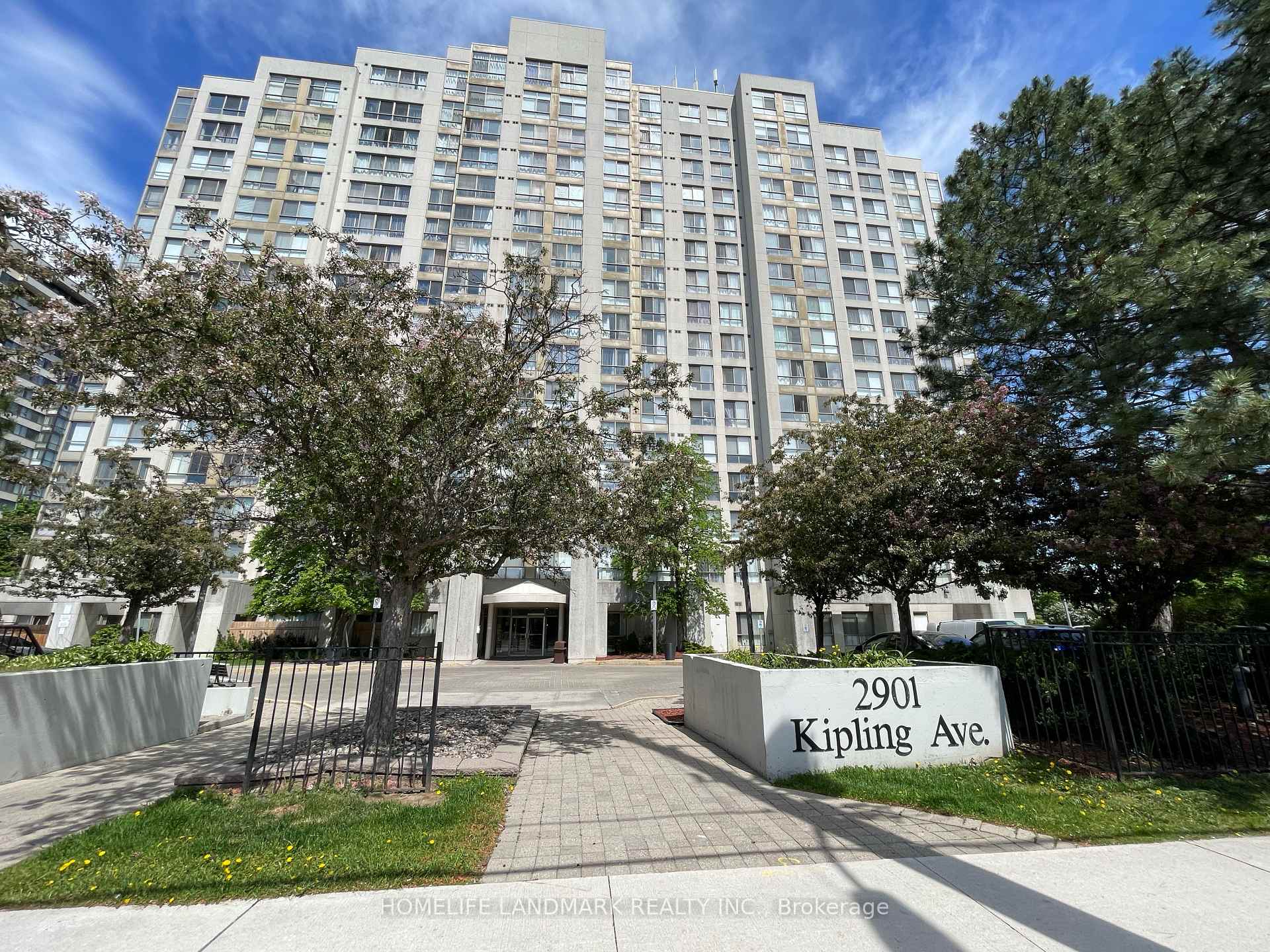 2901 Kipling Avenue 1203, Toronto W10 — photo 2 of 5