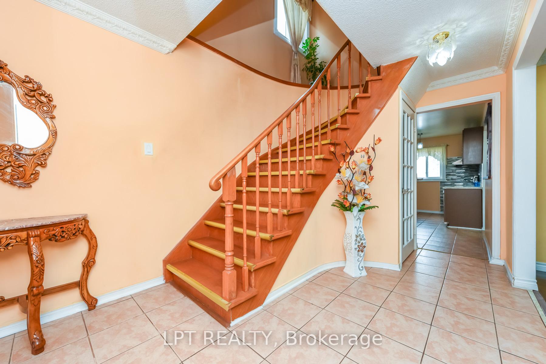 67 Kay Drive, Toronto, ON M9V 4X8 — Toronto W10, Ontario