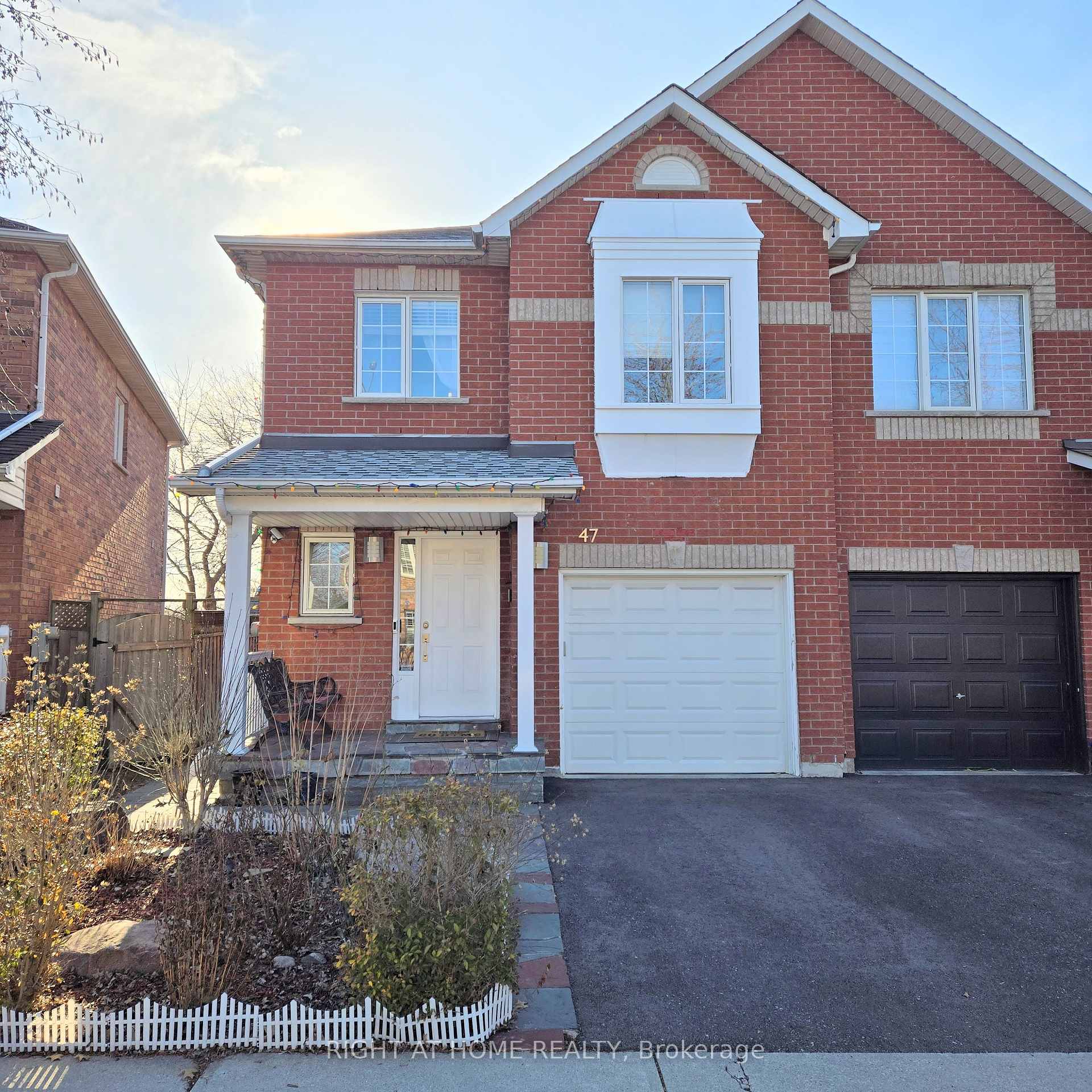 47 Mare Crescent Lower, Toronto, ON M9W 7E8 — Toronto W10, Ontario