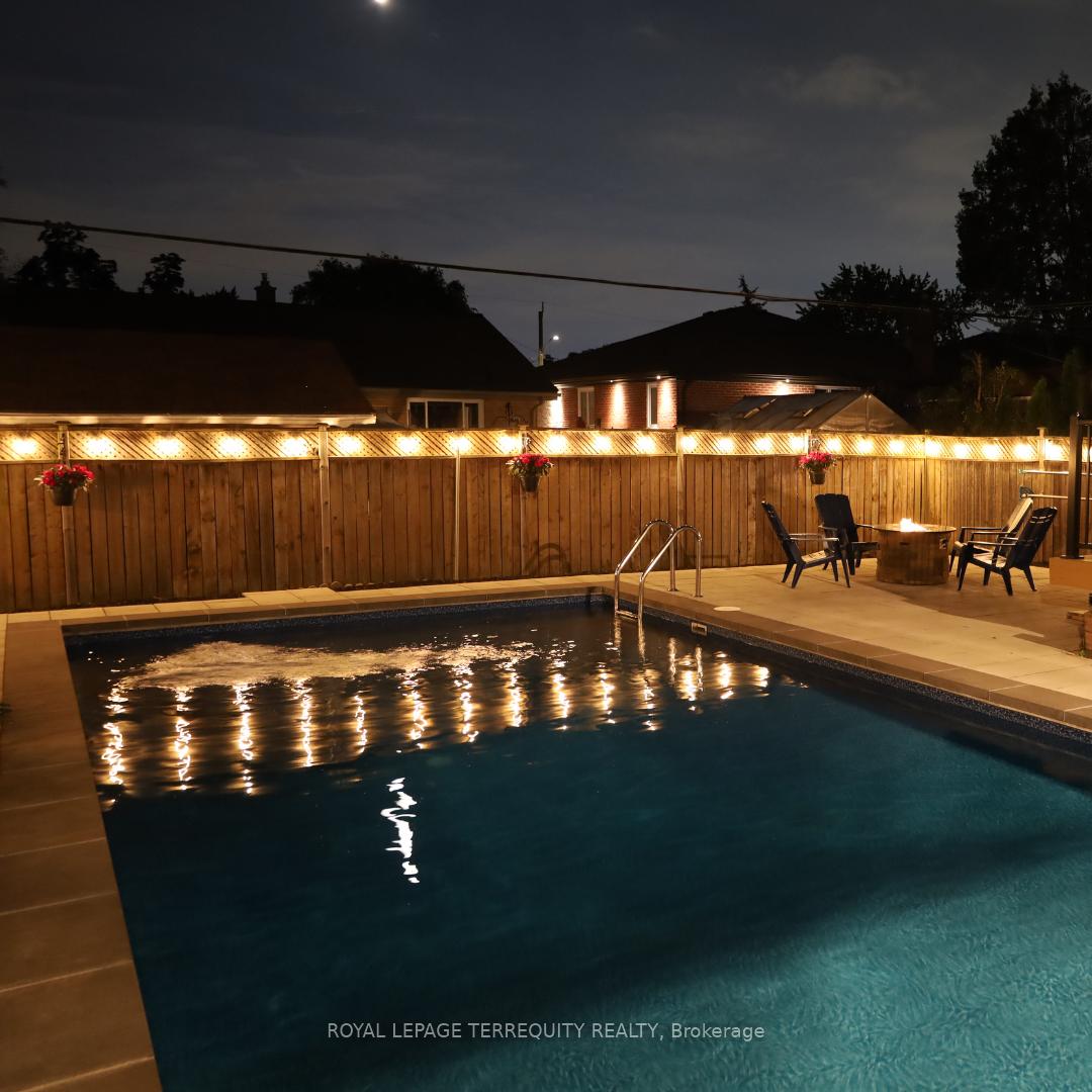 33 Ludgate Road, Toronto W10 — photo 4 of 5