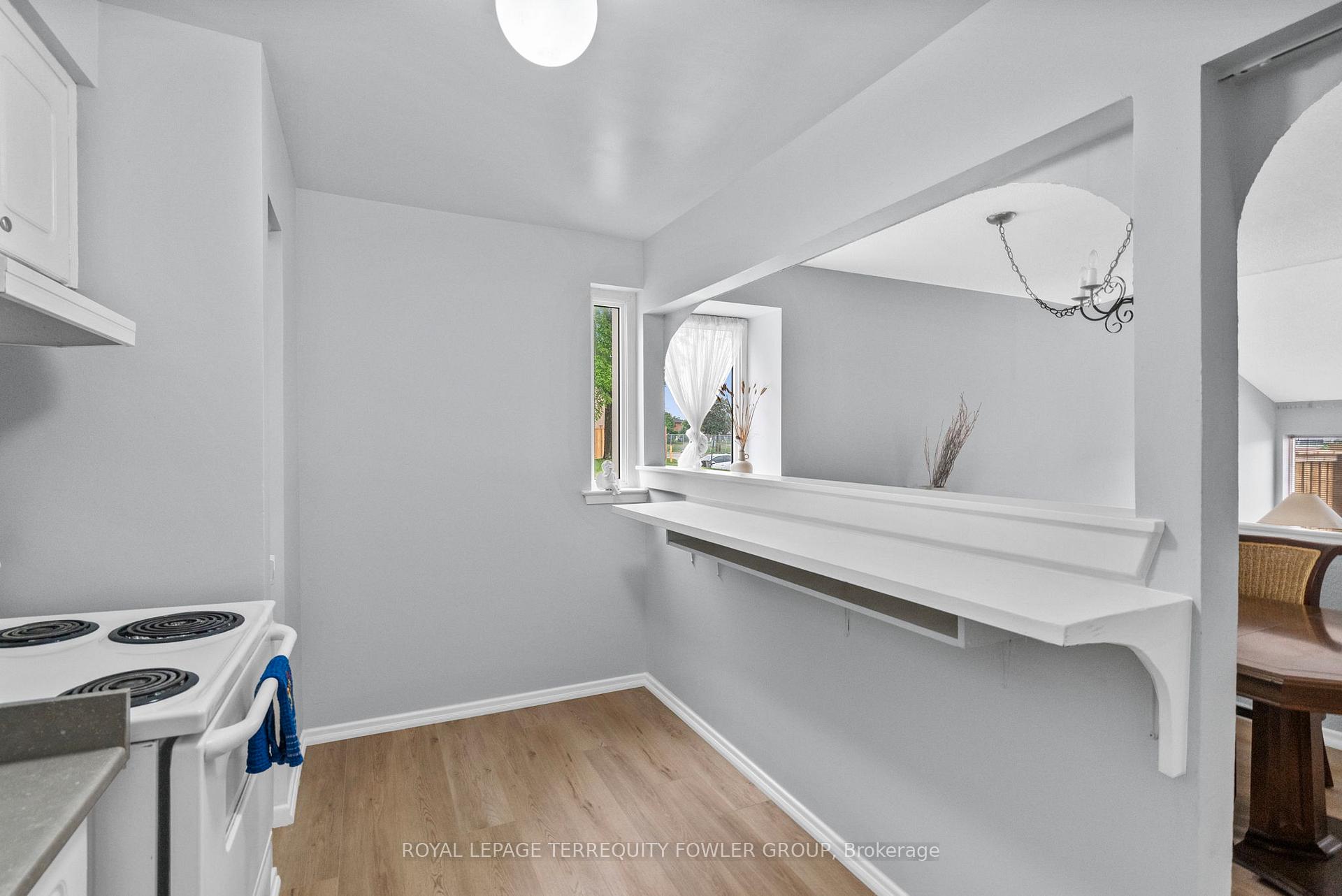 260 John Garland Boulevard 224, Toronto W10 — photo 5 of 5