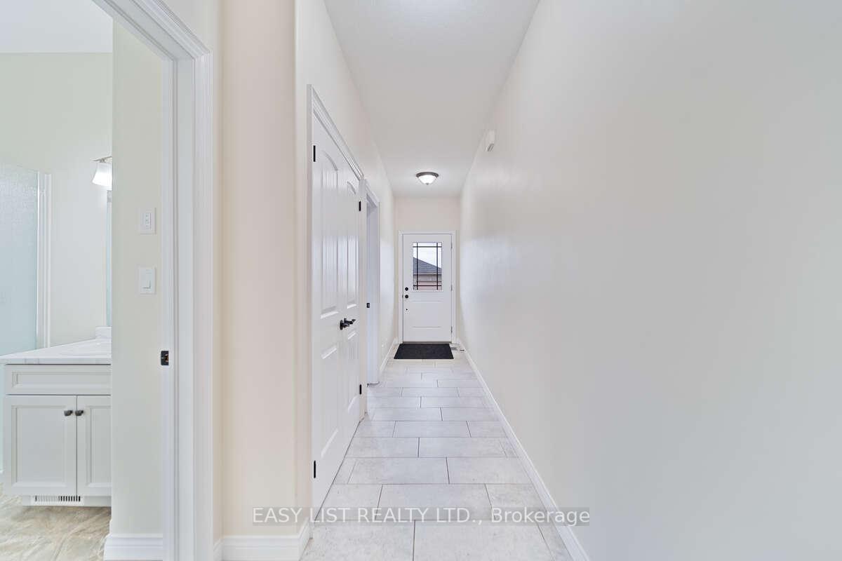 153 Brown Street, Norfolk — photo 3 of 5