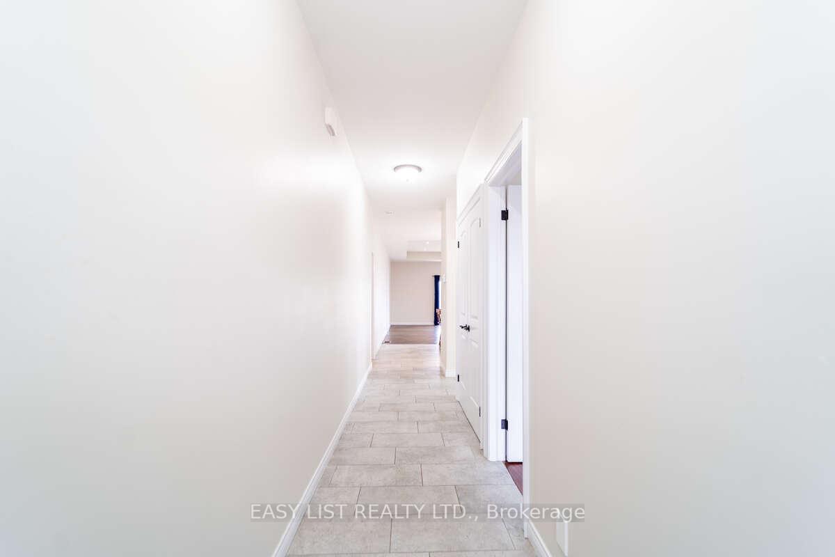 153 Brown Street, Norfolk — photo 4 of 5