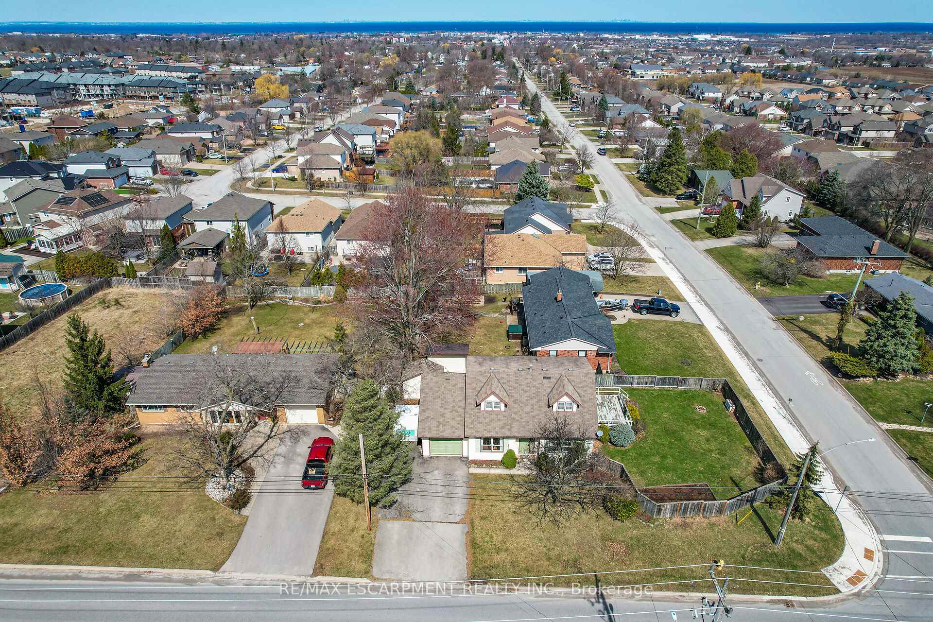5001 Hillside Drive, Lincoln, ON L3J 0L1 — Lincoln, Ontario