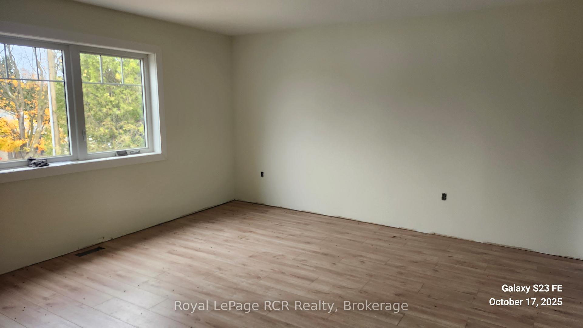 140 GOLD Street W, Southgate — photo 5 of 5