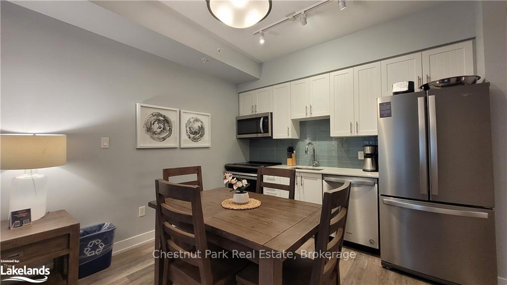 25 Pen Lake Point Road 330, Huntsville — photo 4 of 5
