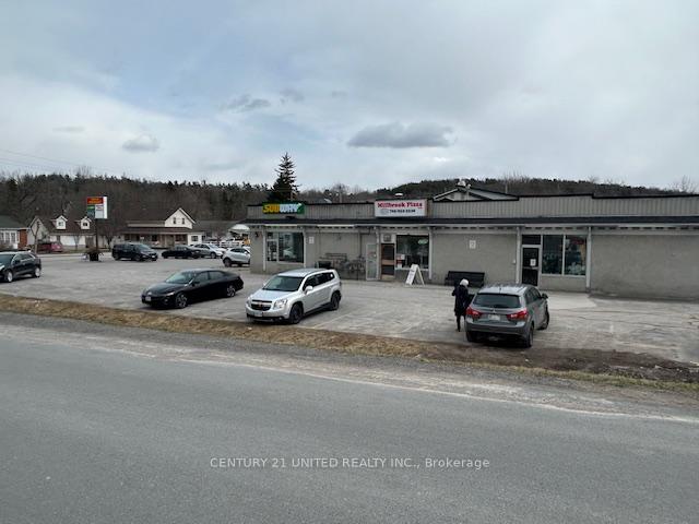 13 Tupper Street S, Cavan Monaghan — photo 2 of 5