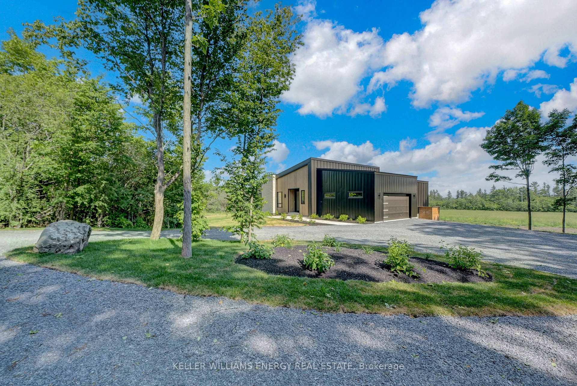 13 Partridge Hollow Road, Prince Edward County — photo 4 of 5