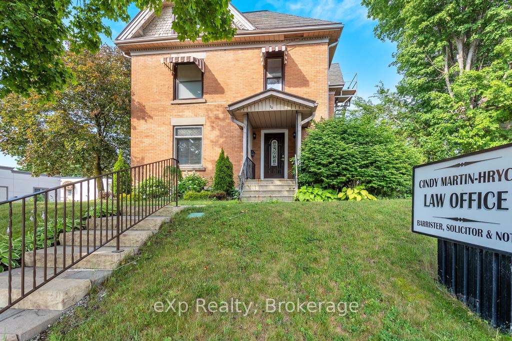 22 Harvey Street, Tillsonburg — photo 4 of 5