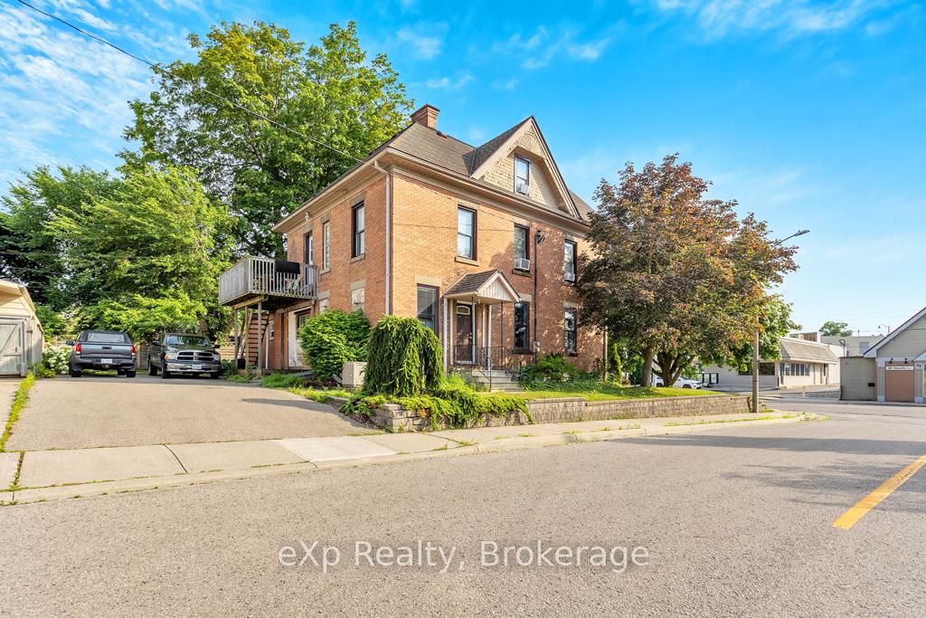 22 Harvey Street, Tillsonburg — photo 5 of 5