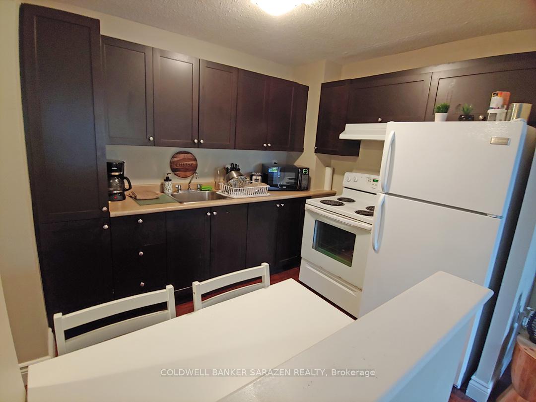 204 Bruyere Street, Lower Town - Sandy Hill — photo 3 of 5