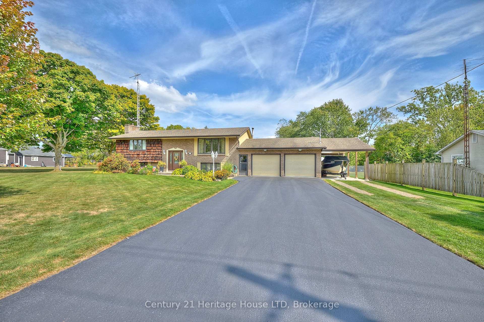544 Rosehill Road, Fort Erie, ON L2A 5M4 — Fort Erie, Ontario