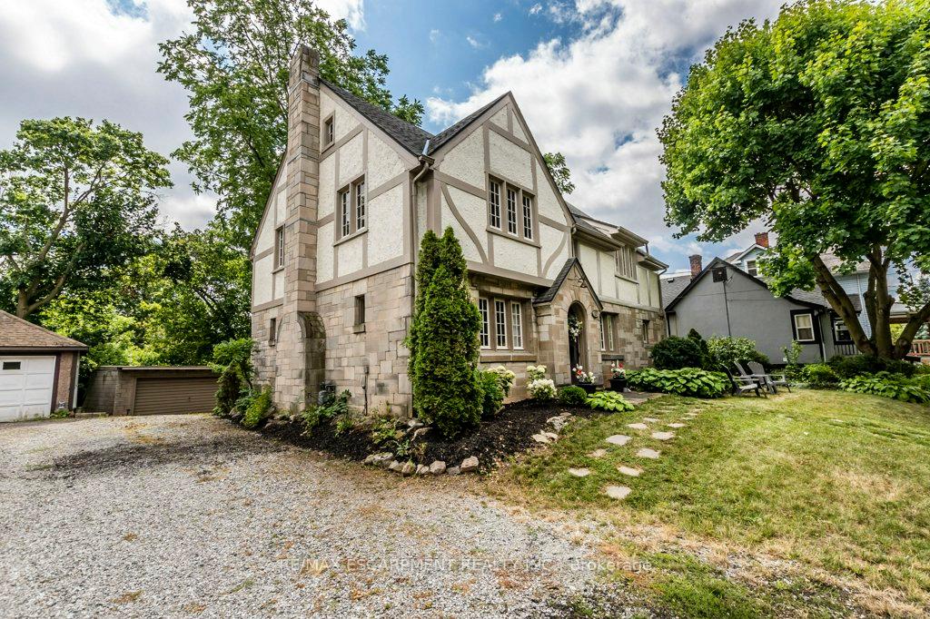 128 River Road, Welland — photo 4 of 5