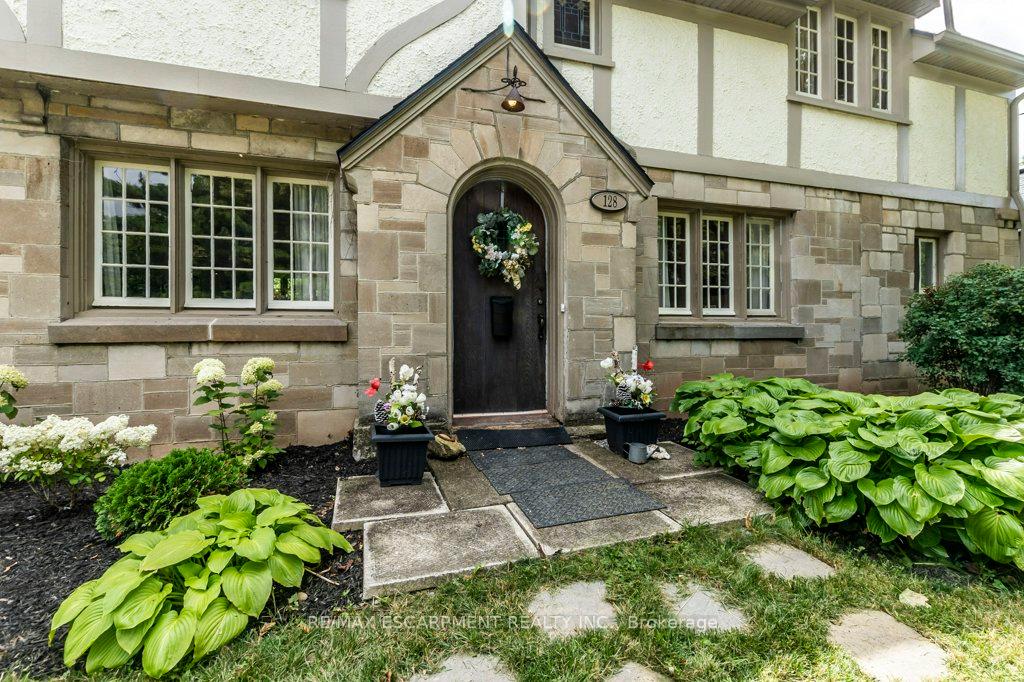 128 River Road, Welland — photo 5 of 5