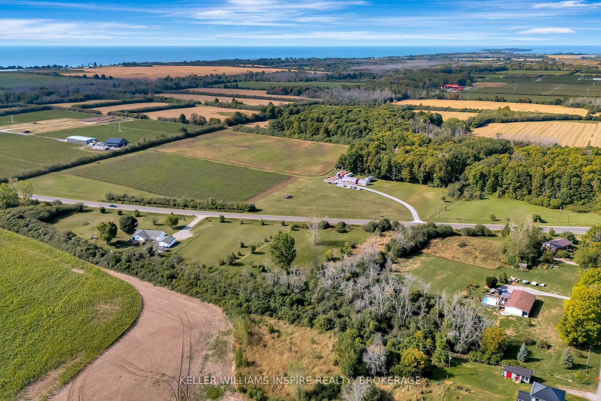 18055 Loyalist Parkway, Prince Edward County — photo 2 of 5