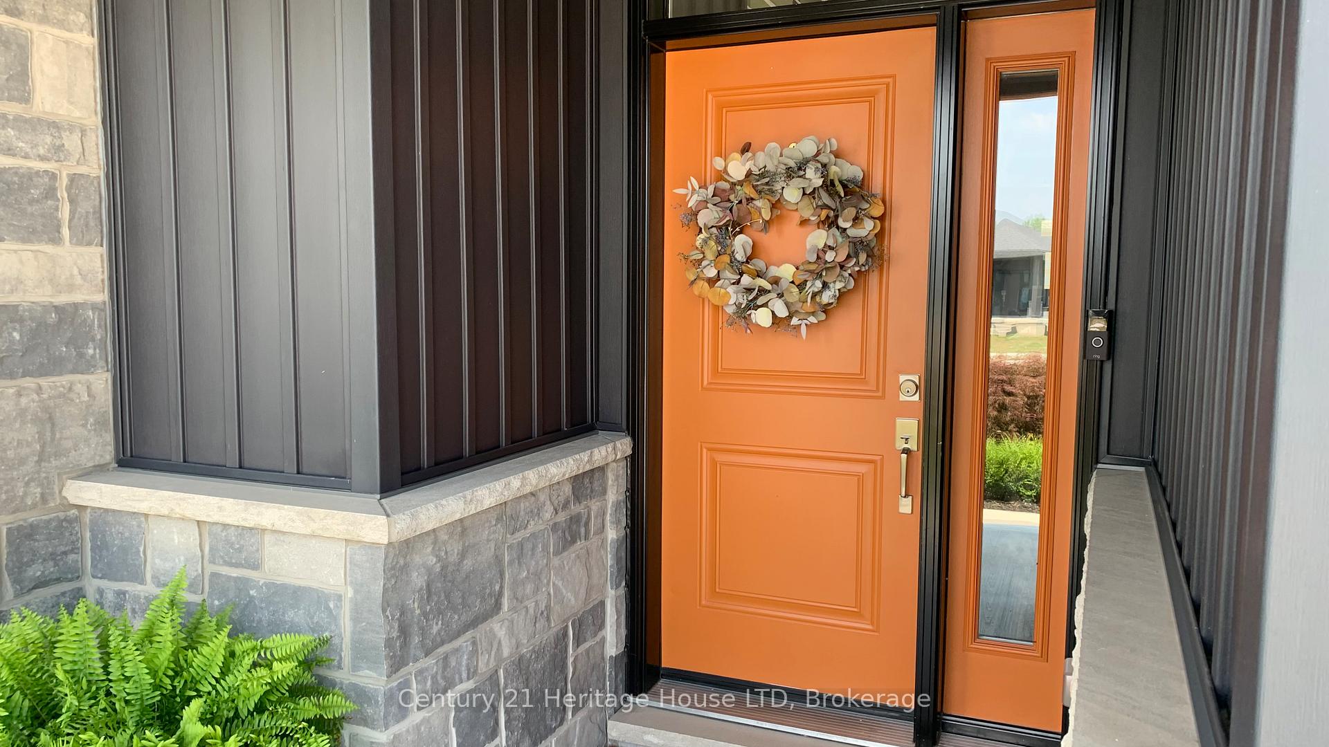 281 REGATTA Drive, Welland — photo 5 of 5
