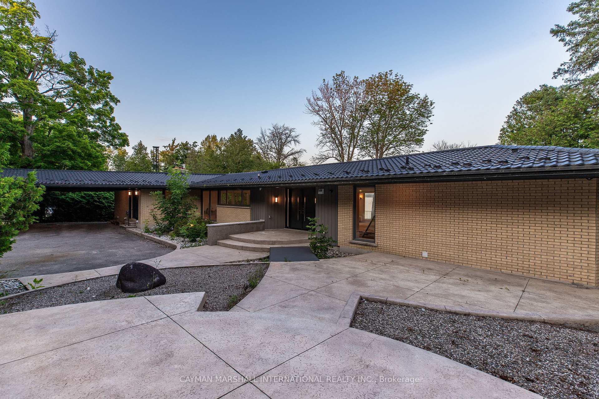 residential Property Image no.1