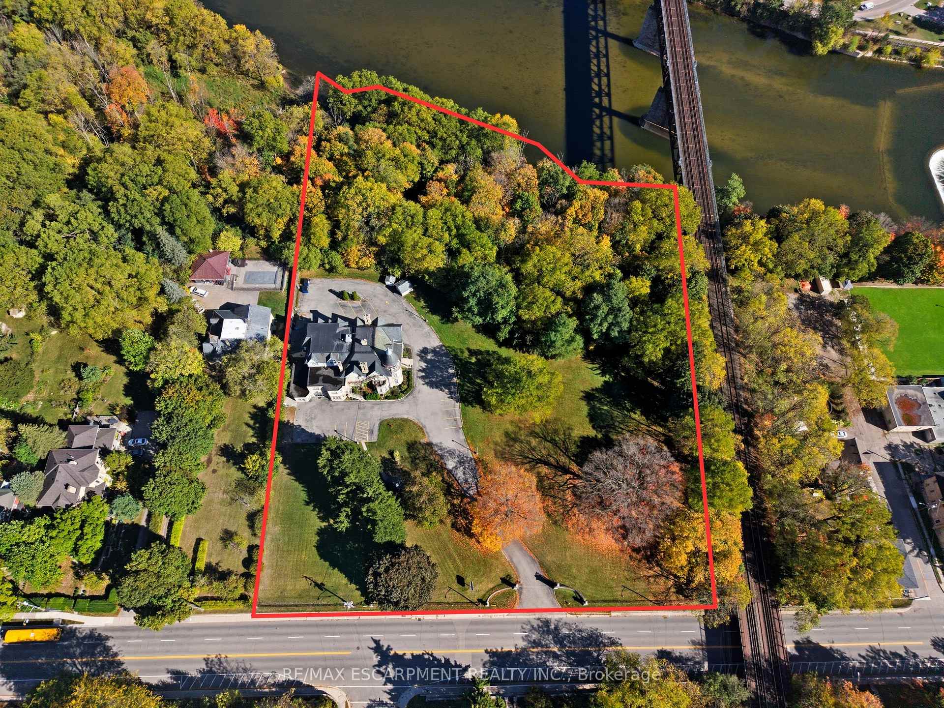 residential Property Image no.1