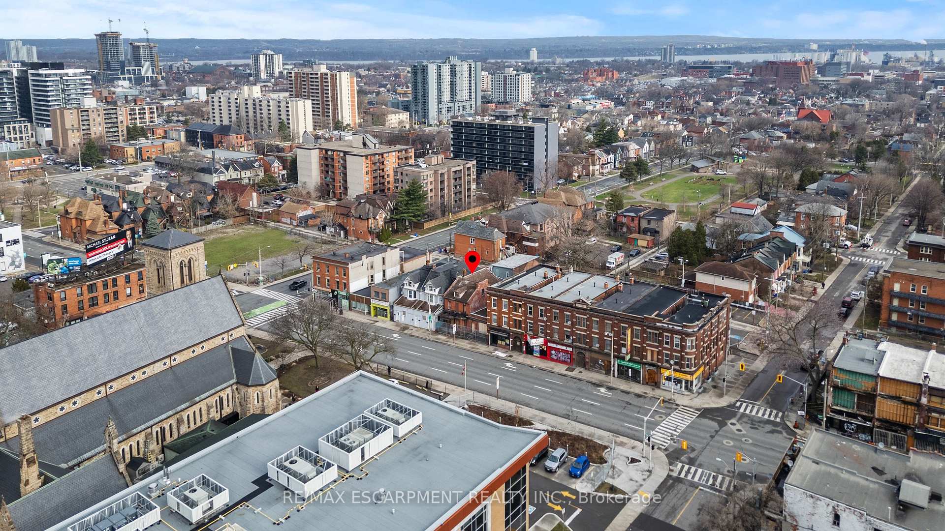 residential Property Image no.1