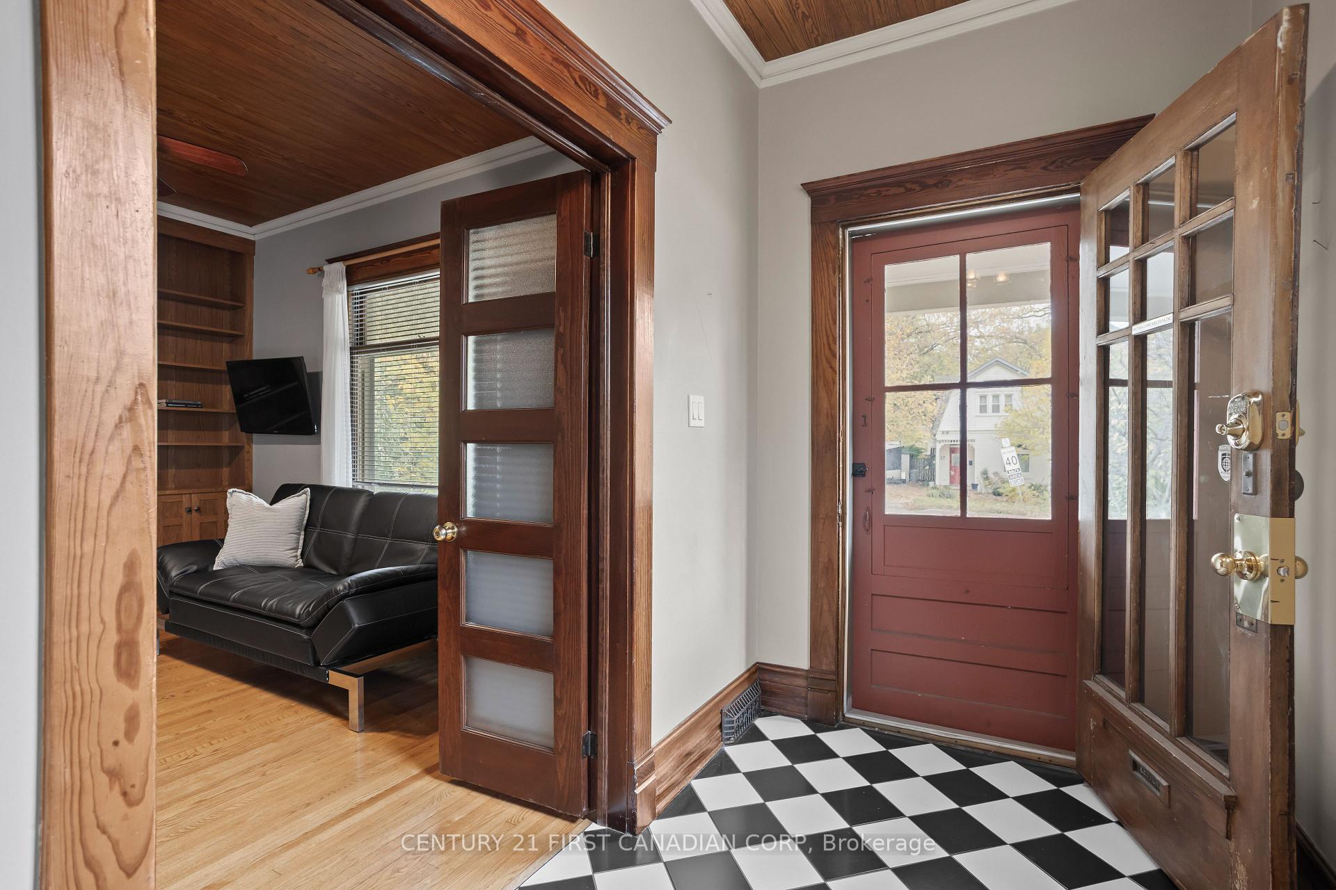 residential Property Image no.1