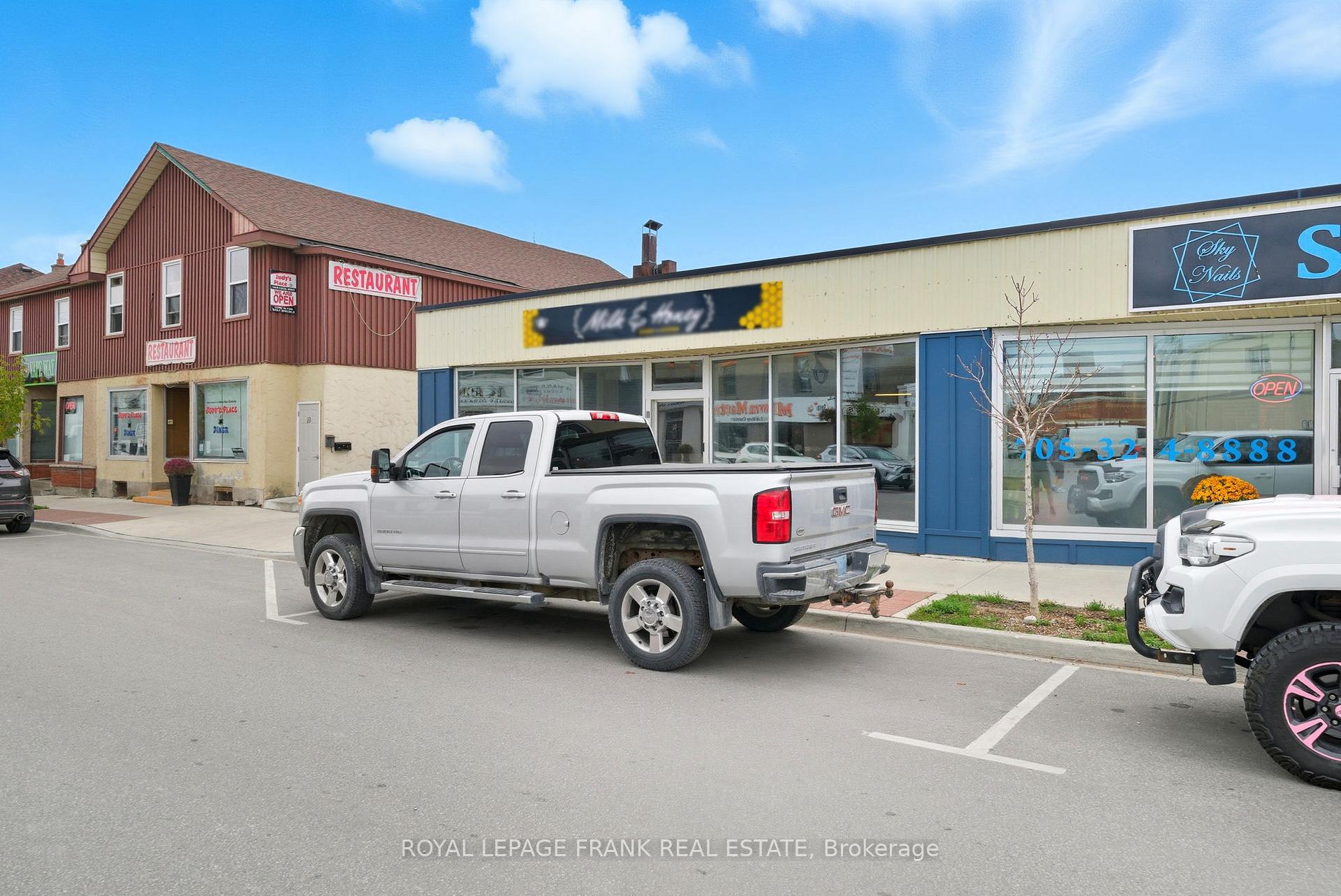 residential Property Image no.1