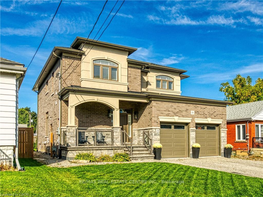 18 David Avenue, Hamilton, ON L9A 3V1