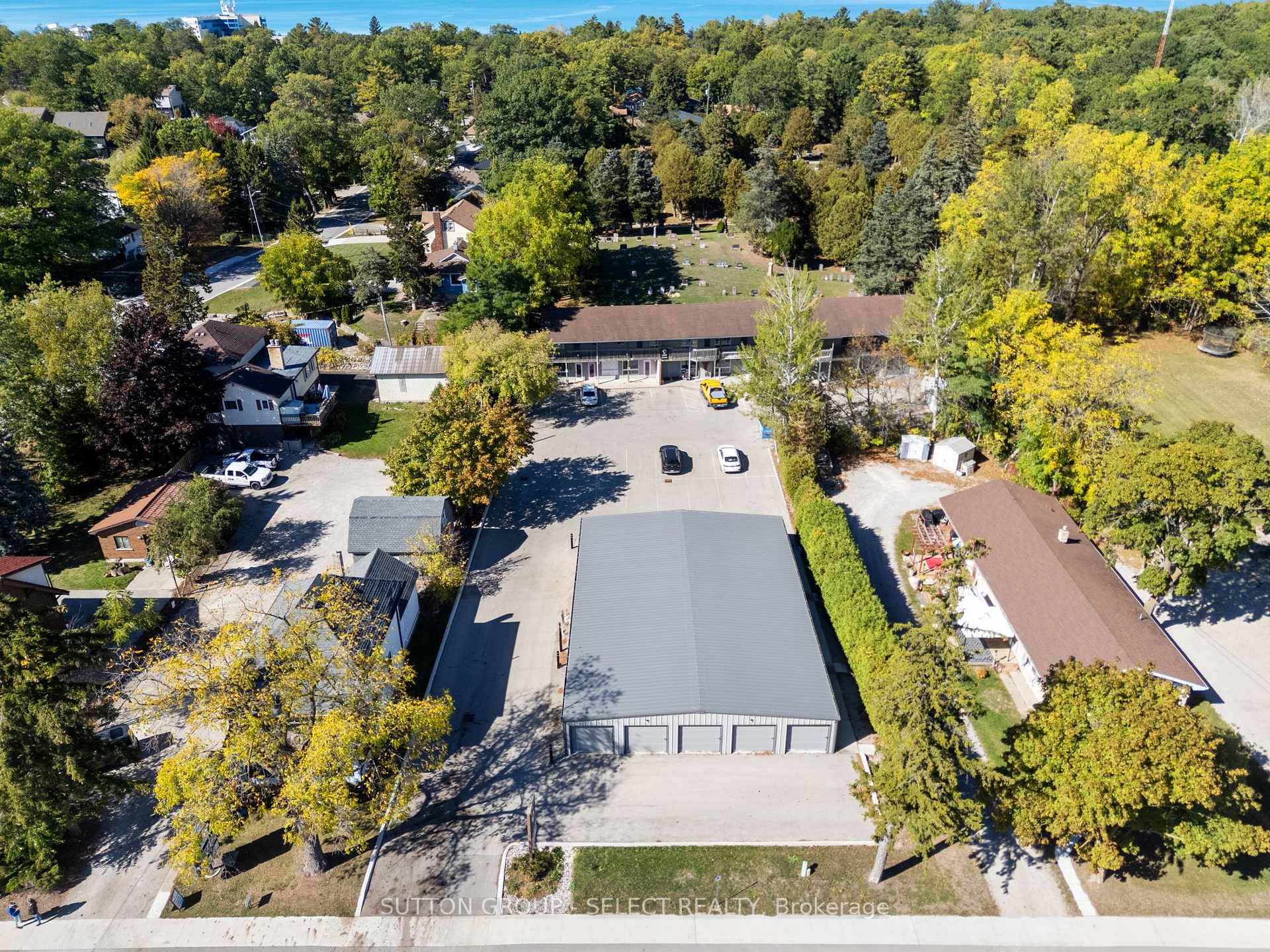 47 Ontario Street N, Lambton Shores, ON N0M 1T0