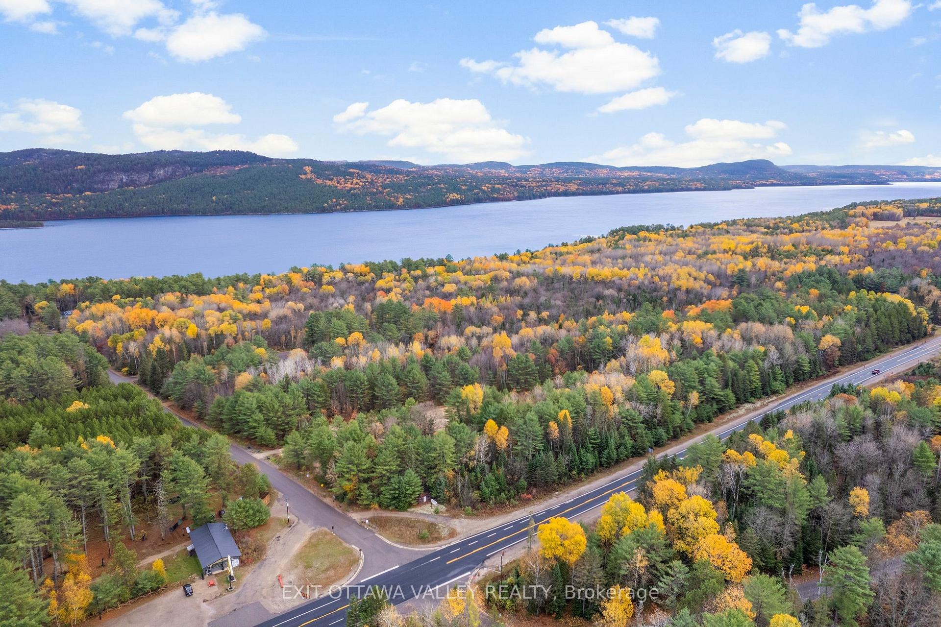 Part 5 Red Deer Avenue, Deep River, ON K0J 1P0 — Deep River, Ontario