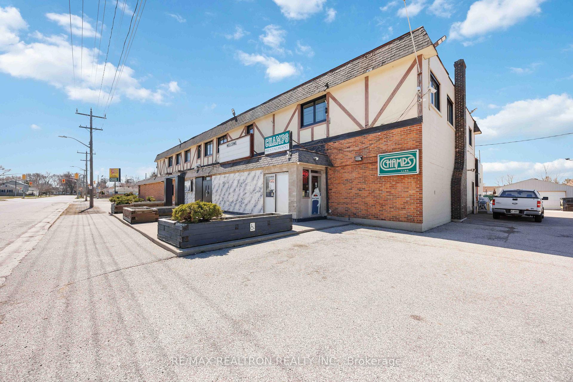 residential Property Image no.1