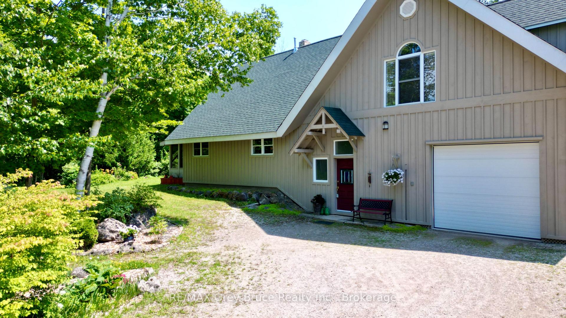 20 Maple Drive, Northern Bruce Peninsula — photo 2 of 5