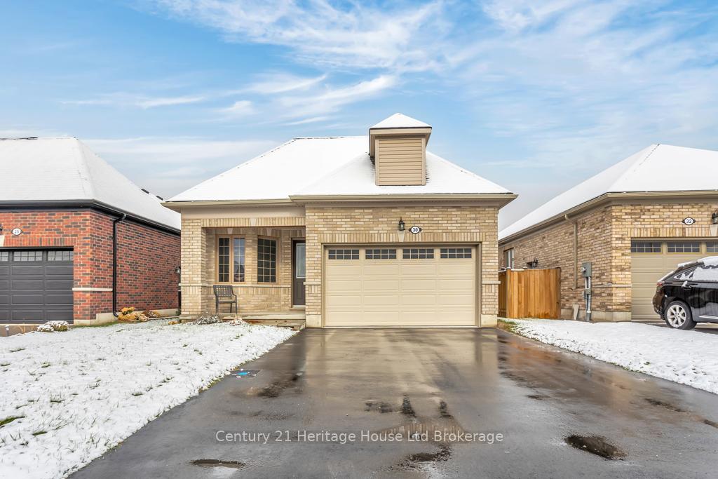 30 Seaton Crescent, Tillsonburg, ON N4G 0J8 — Tillsonburg, Ontario