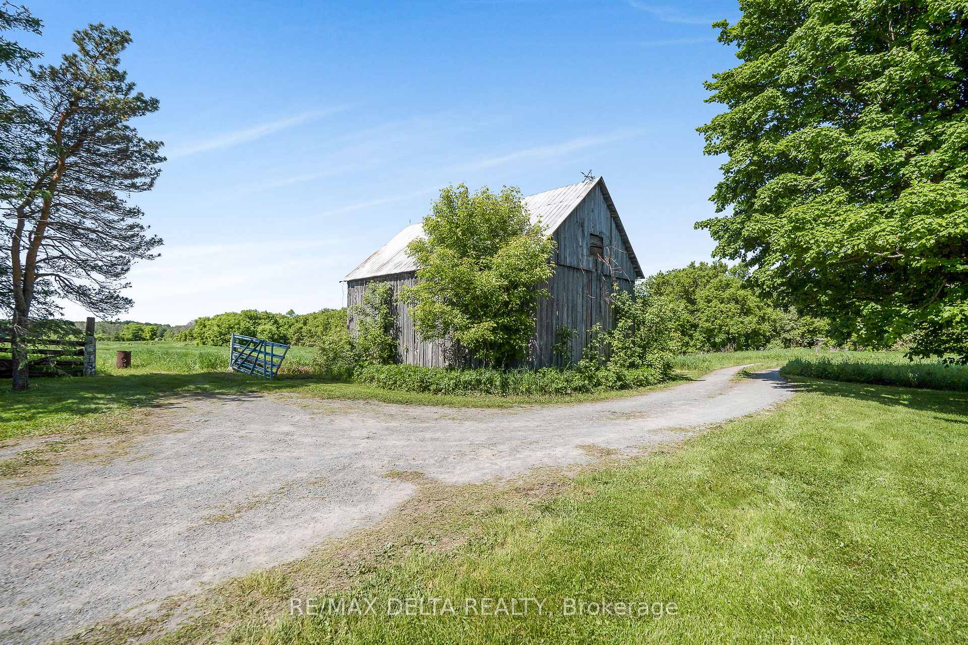 3730 County Rd 10 Road, Champlain — photo 3 of 5