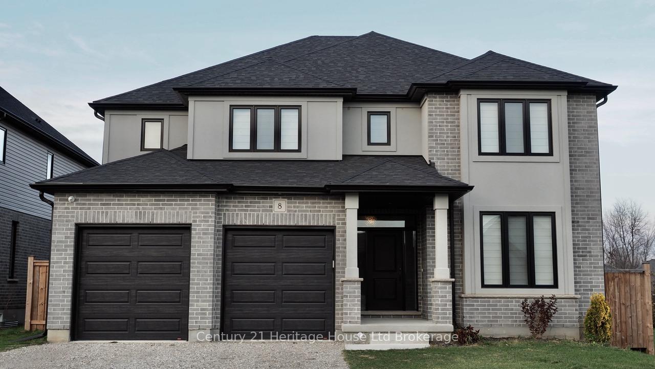 8 Sycamore Drive, Tillsonburg, ON N4G 5S3