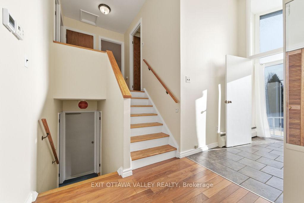 3 Newton Crescent, Deep River — photo 5 of 5