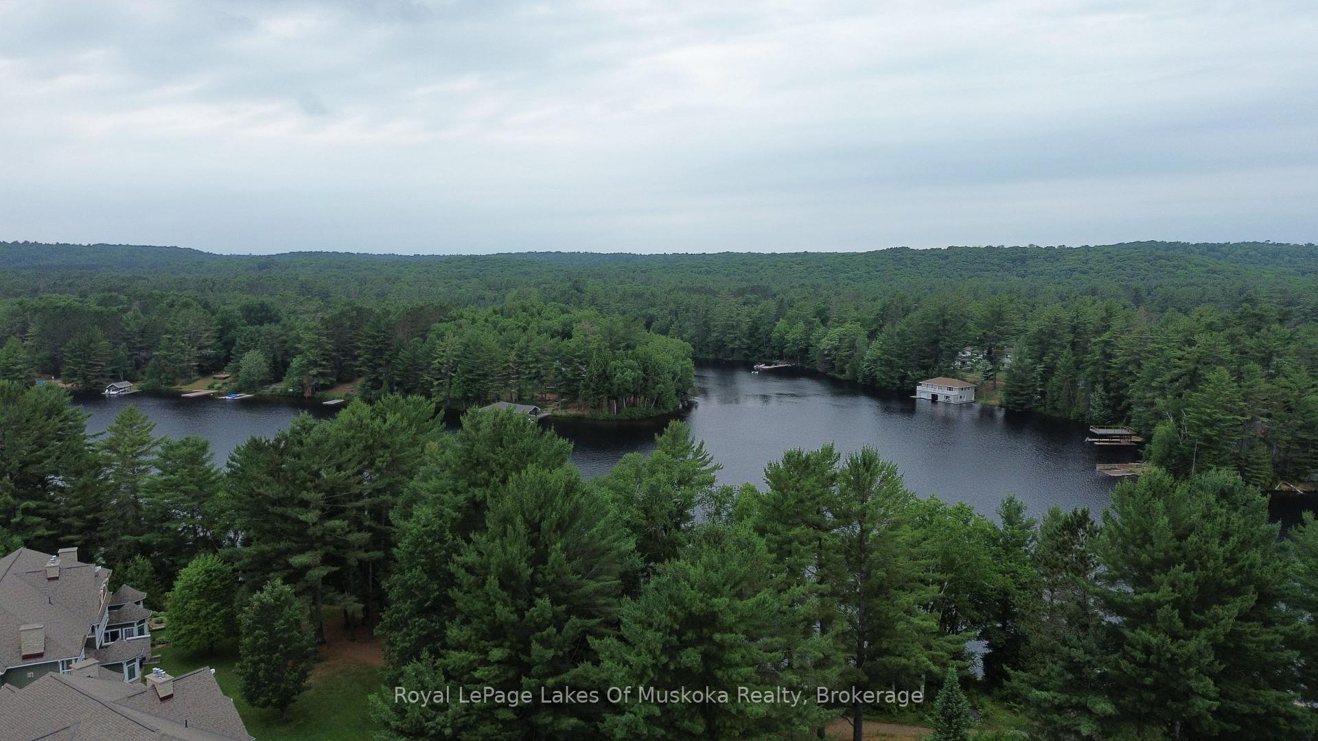 1020 Birch Glen Road V 16 w 3, Lake of Bays — photo 3 of 5