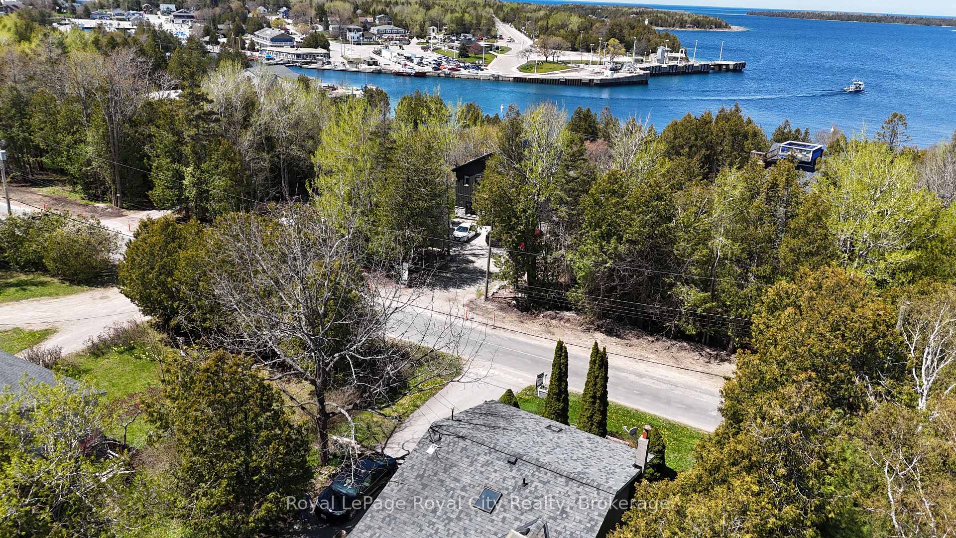 28 Harpur Drive, Northern Bruce Peninsula — photo 3 of 5