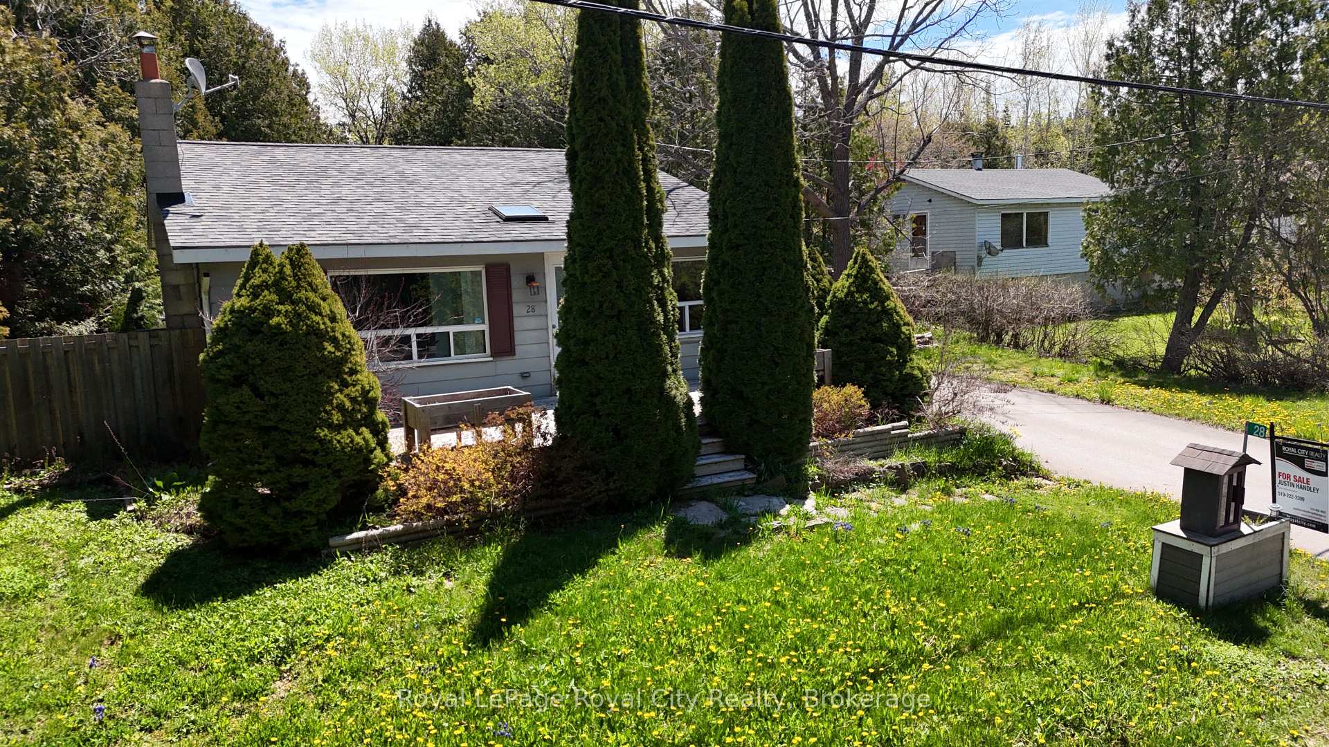 28 Harpur Drive, Northern Bruce Peninsula — photo 4 of 5