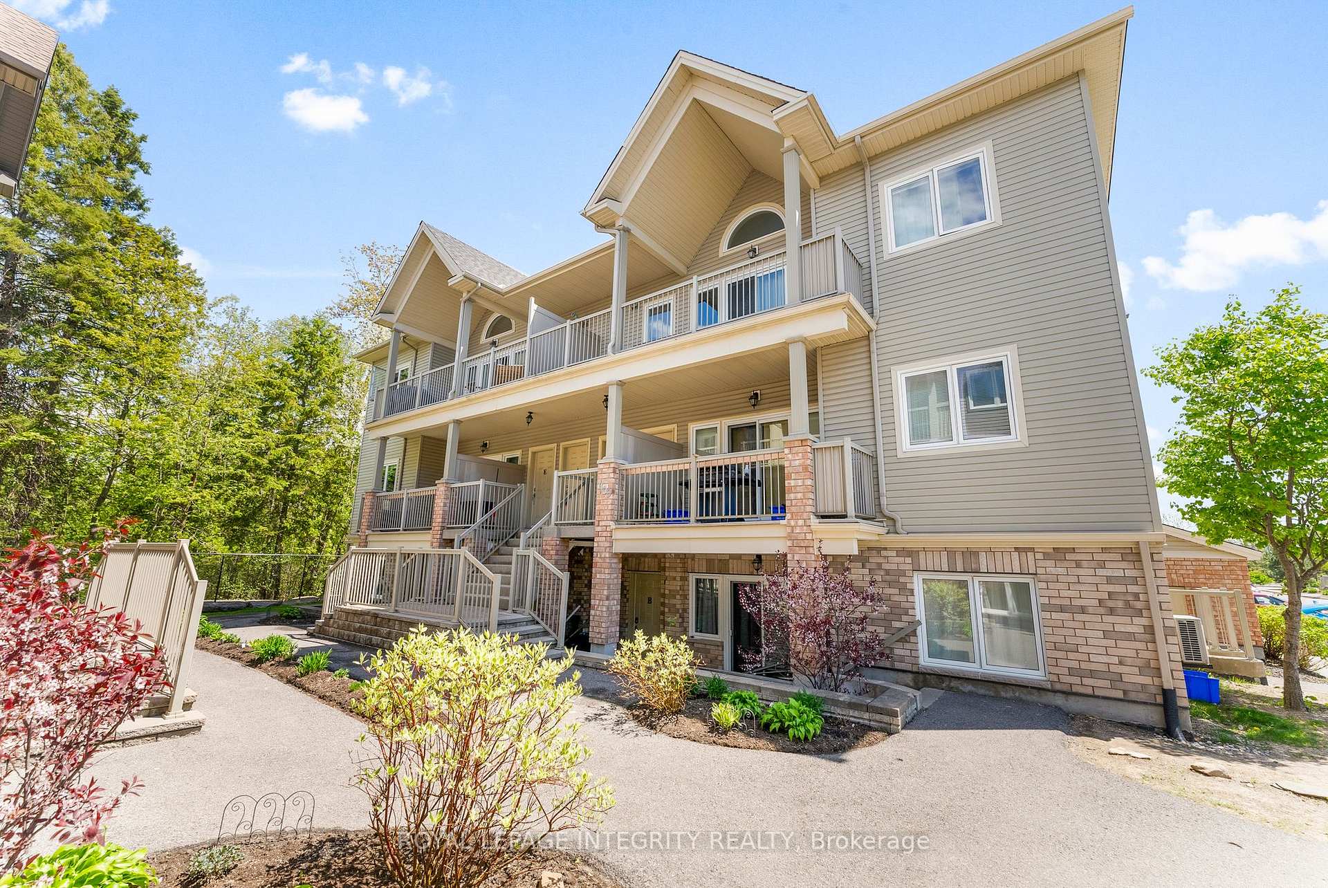 1109 STITTSVILLE MAIN Street I, Stittsville - Munster - Richmond, ON K2S 0C6