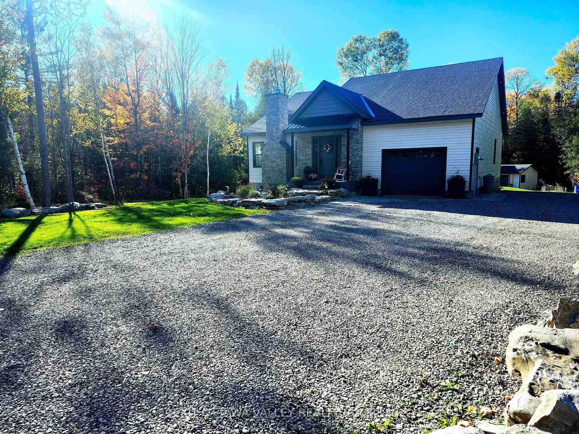 1485 Rapid Road, Whitewater Region — photo 3 of 5