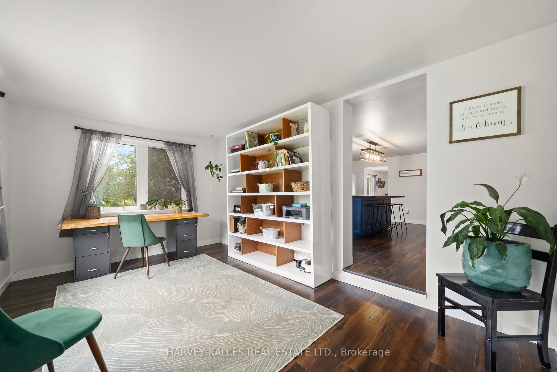 13965 Loyalist Parkway, Prince Edward County — photo 3 of 5