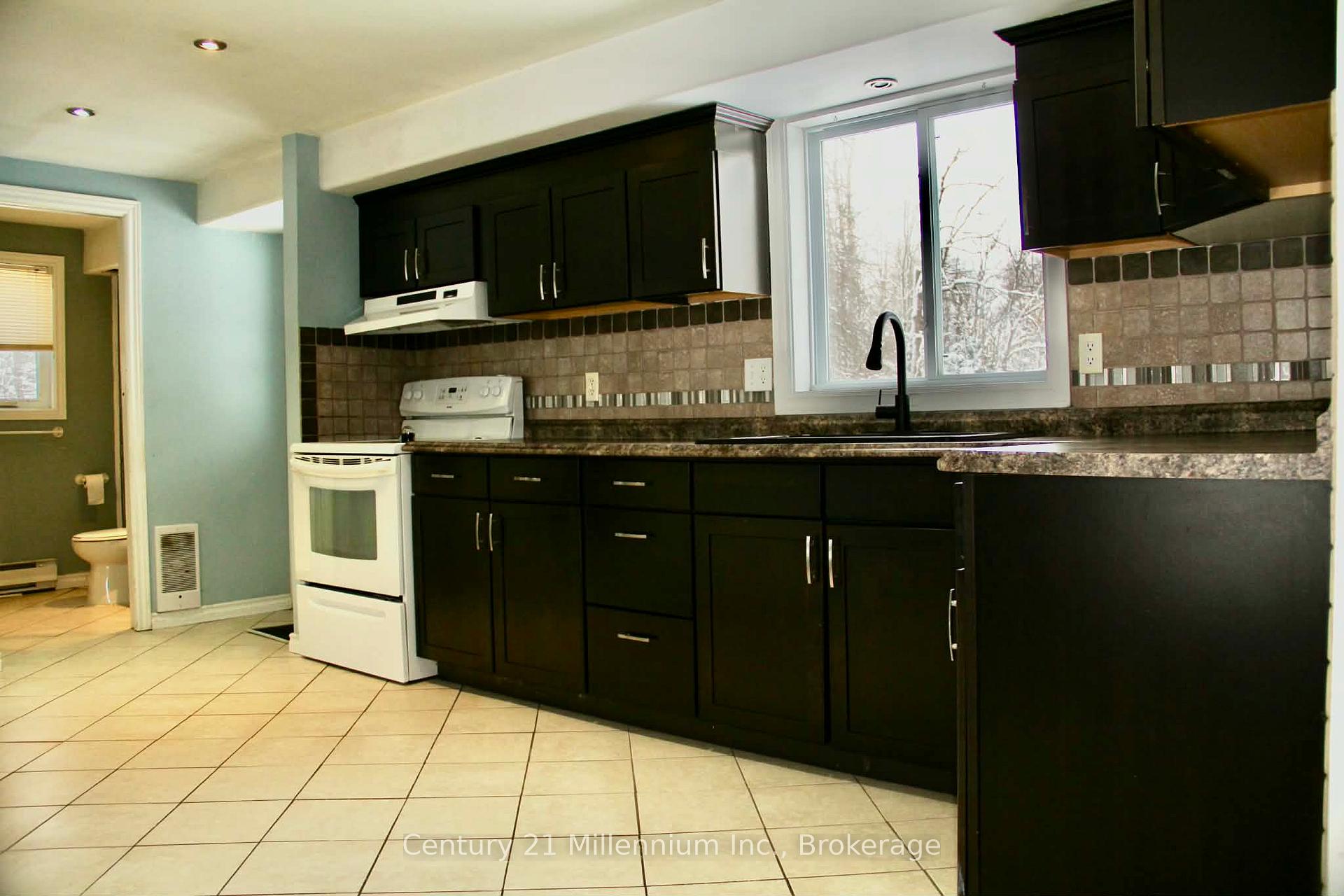 124 MAIN Street, Northern Bruce Peninsula — photo 5 of 5