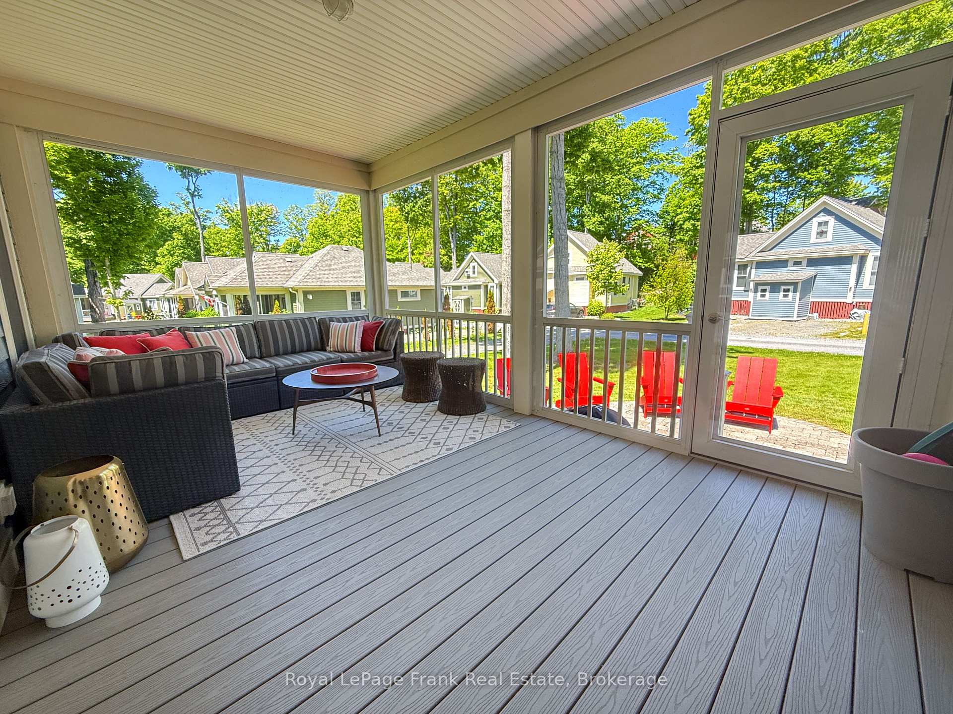 5 Hollow Lane 215, Prince Edward County — photo 5 of 5