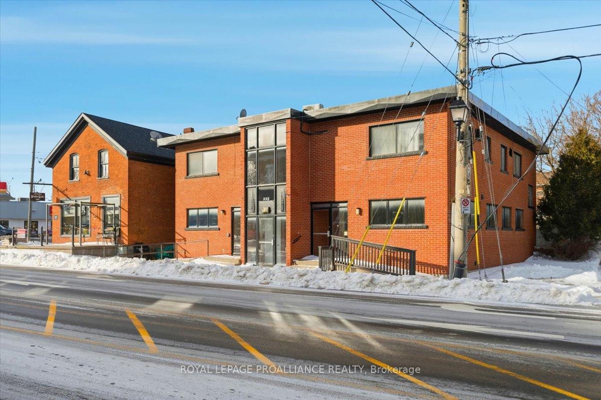 331 & 333 Picton Main Street, Prince Edward County, ON K0K 2T0 — Prince Edward County, Ontario