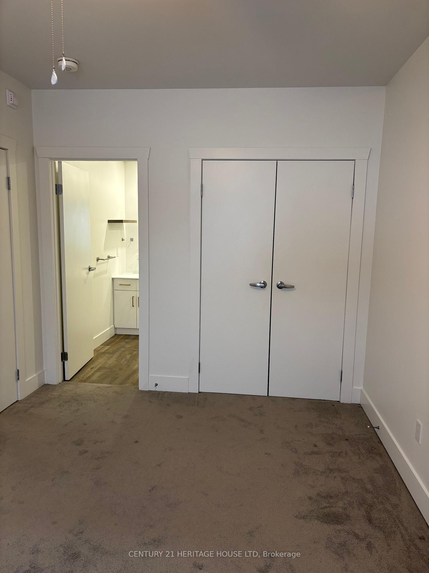 69 Curtis Street 302, St. Thomas — photo 5 of 5