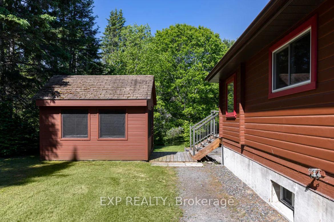 27 Groeger Road, Huntsville — photo 3 of 5