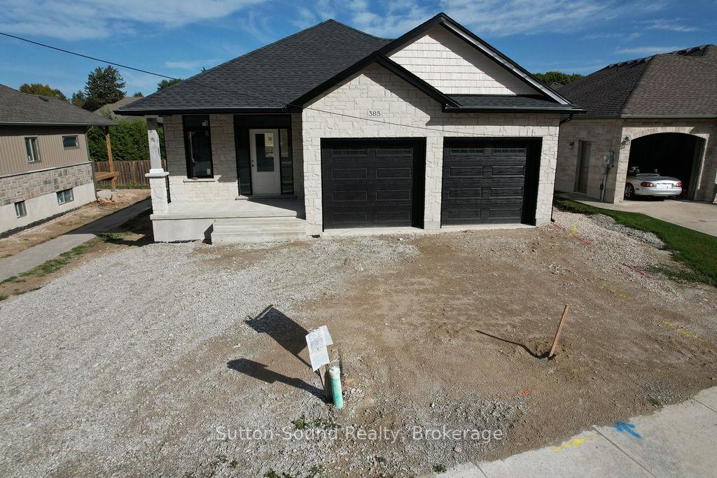 385 6TH Avenue W, Owen Sound — photo 3 of 3