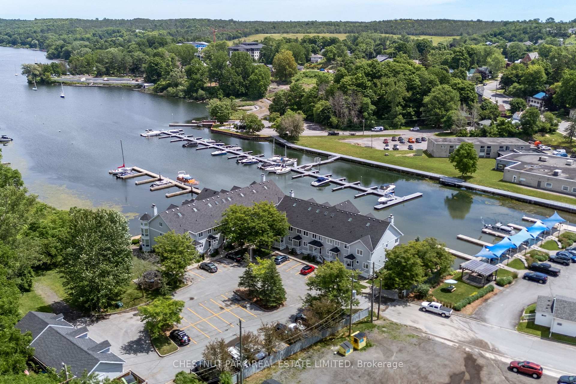 1 Mortimer Street 11, Prince Edward County — photo 4 of 5