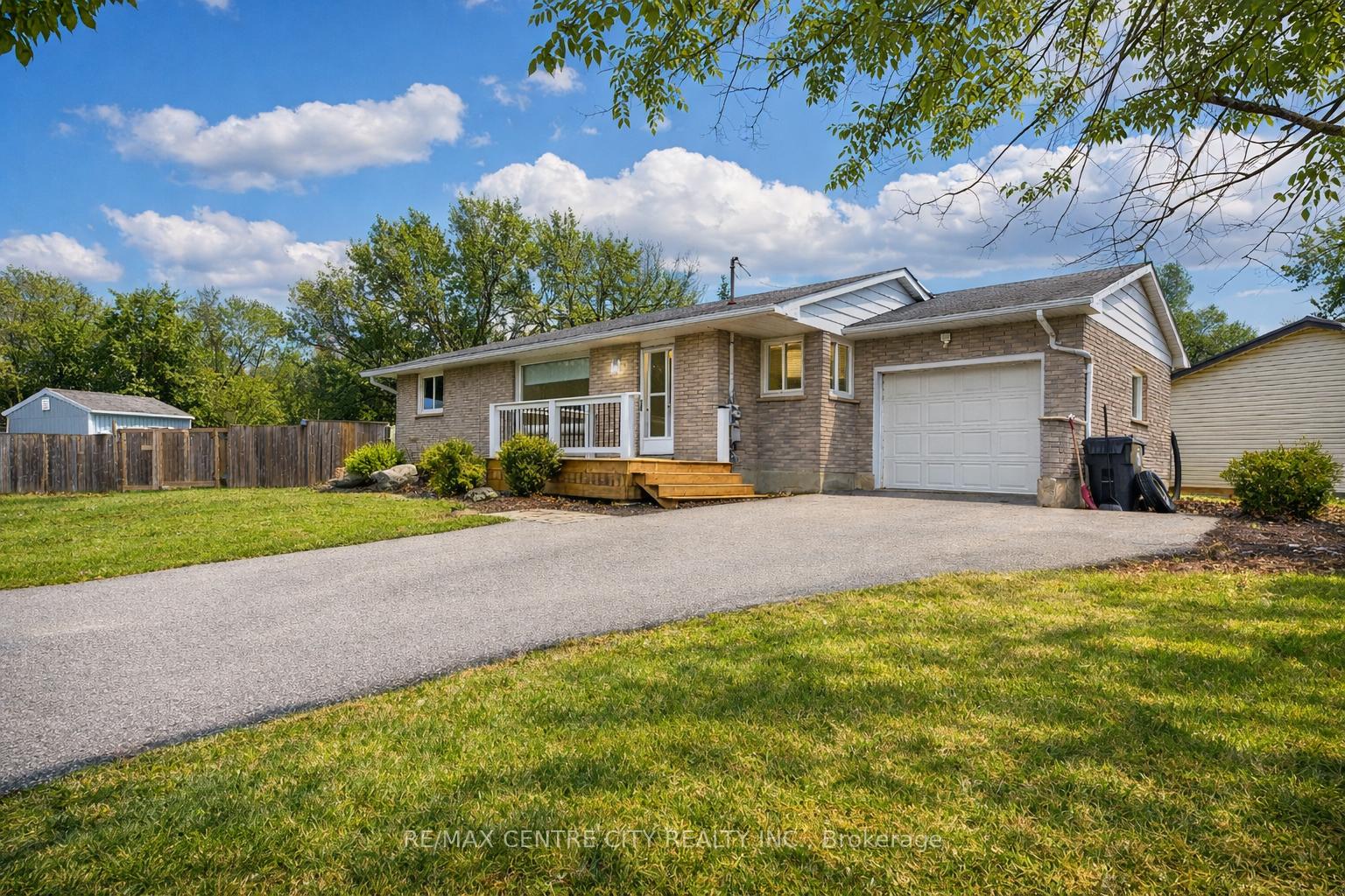 42606 Johnathon Street, Central Elgin, ON N0L 2L0 — Central Elgin, Ontario