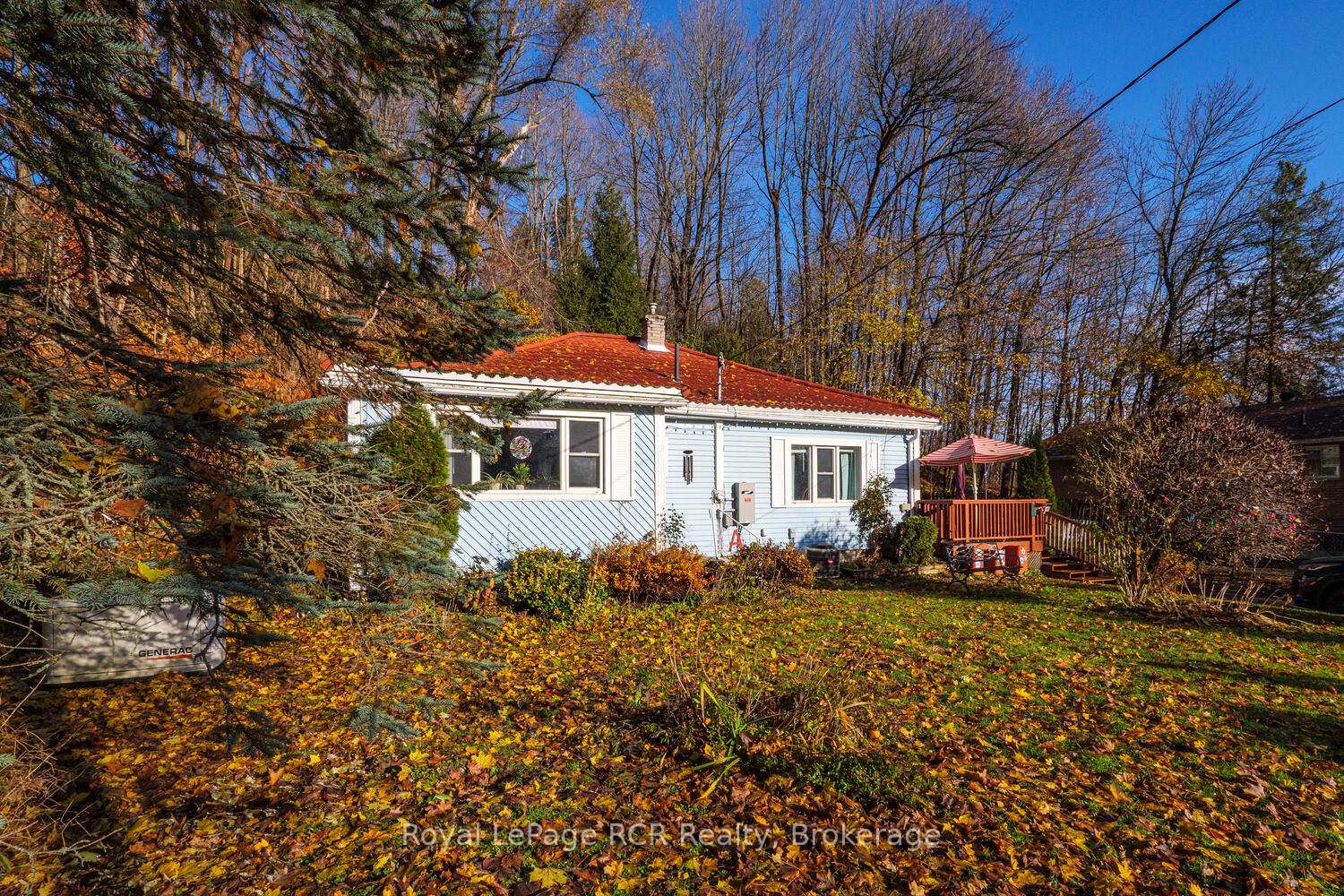 58 2nd Street W, Owen Sound — photo 2 of 5