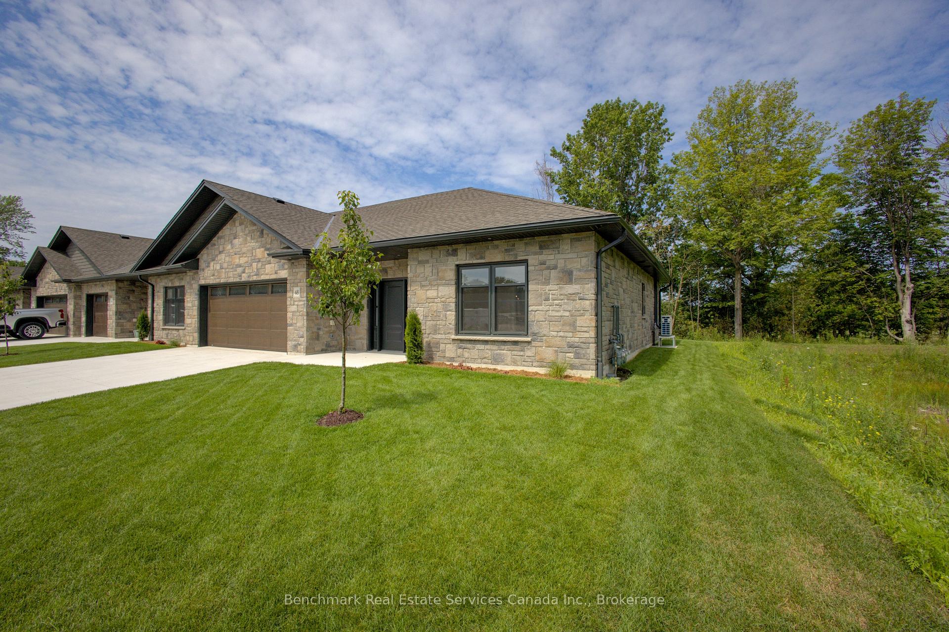 1182 Queen Street 56, Kincardine — photo 3 of 5